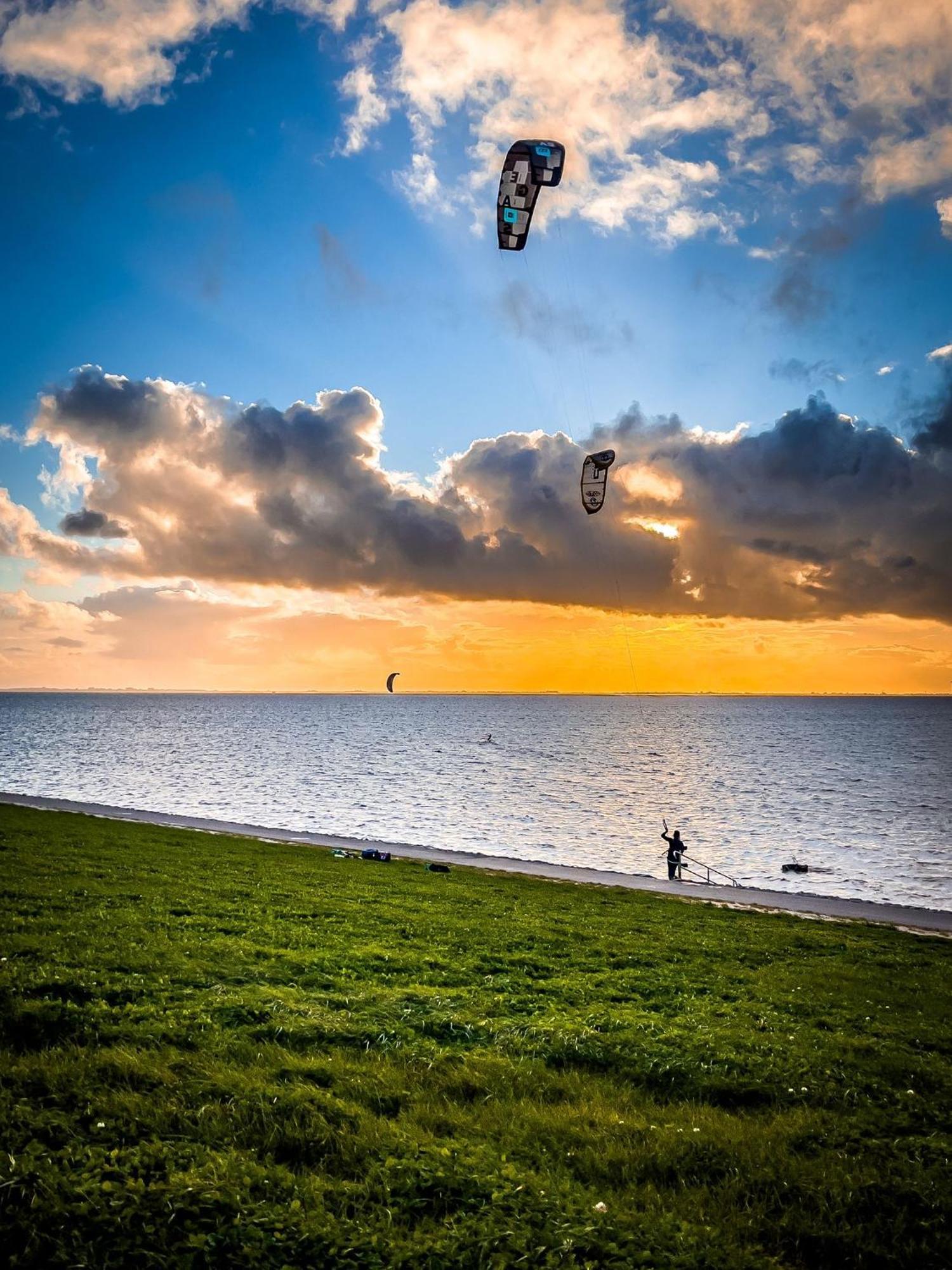 Ferienwohnung An Der Nordsee Emden Bagian luar foto